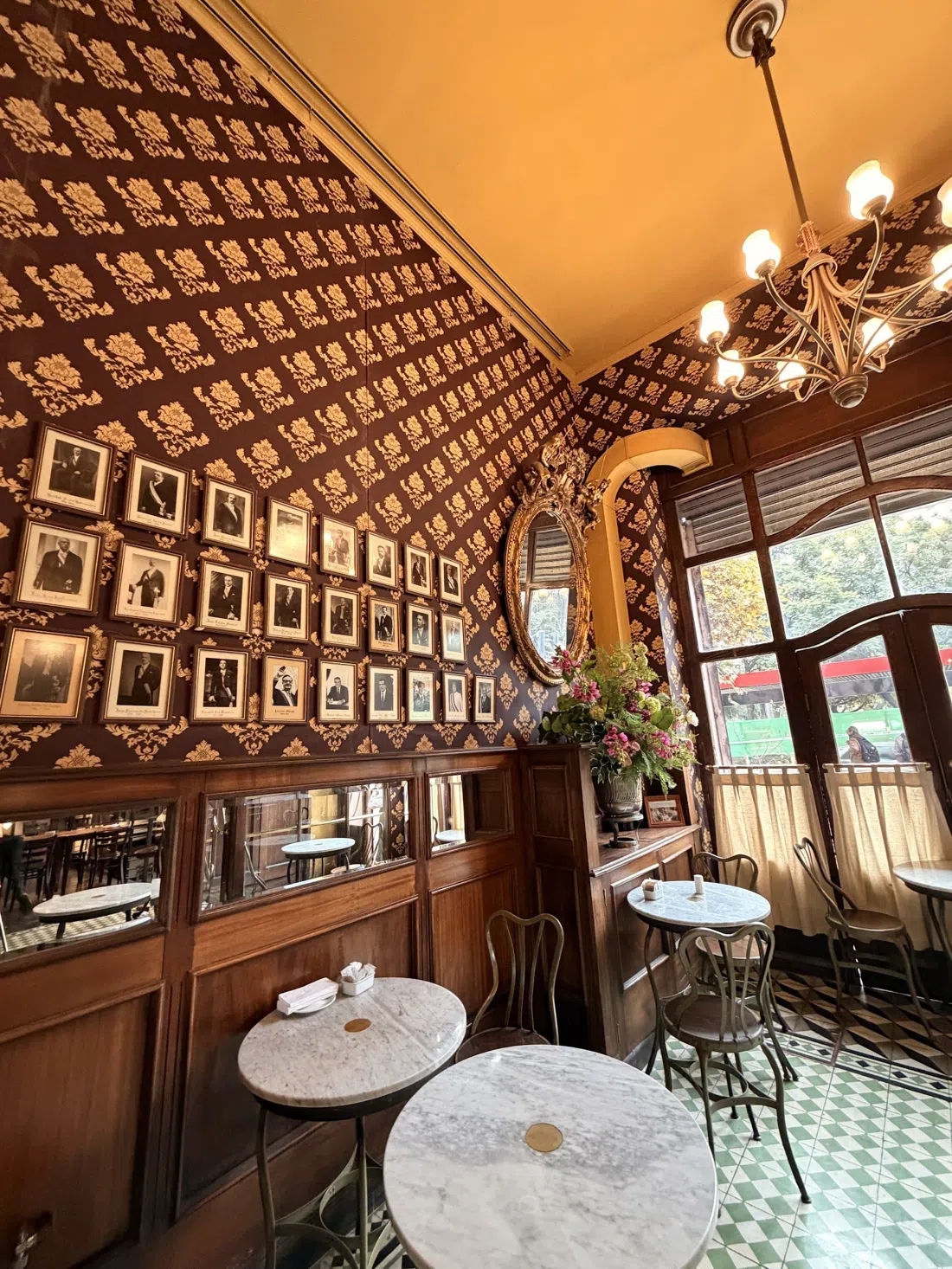 Confitería Torres, Santiago