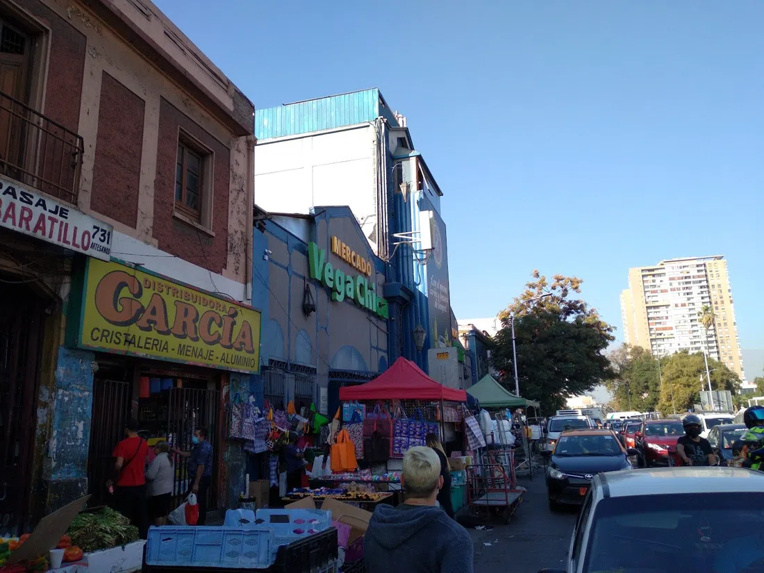 La Vega Chica, Santiago